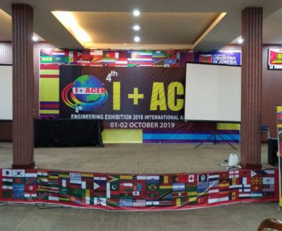 Persiapan dekorasi ruang acara pembukaan I+ACEH 2019