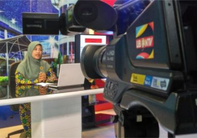 UUI launching class e- learning berbasis live TV streaming pertama di indonesia