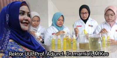 mahasiswa farmasi uui membuat antiseptik herbal untuk antisipasi covid-19